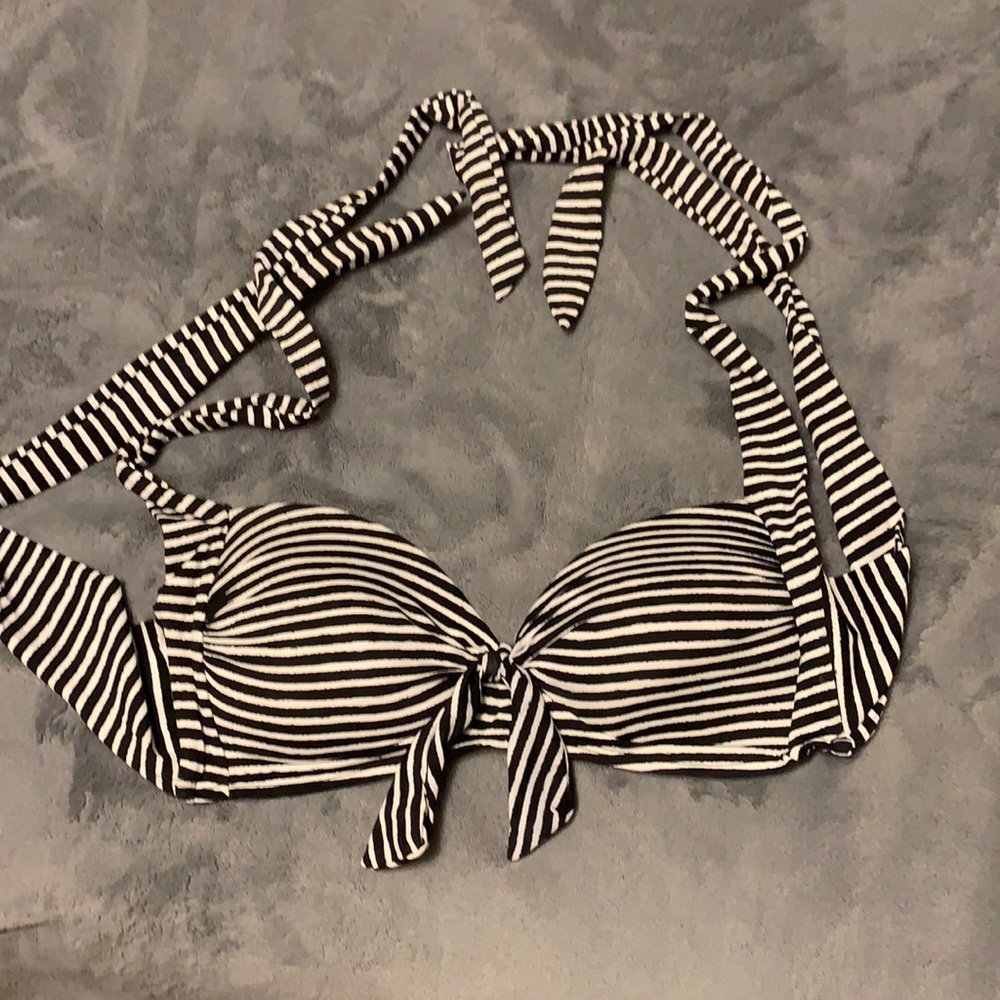 Tied black and white striped bikini top